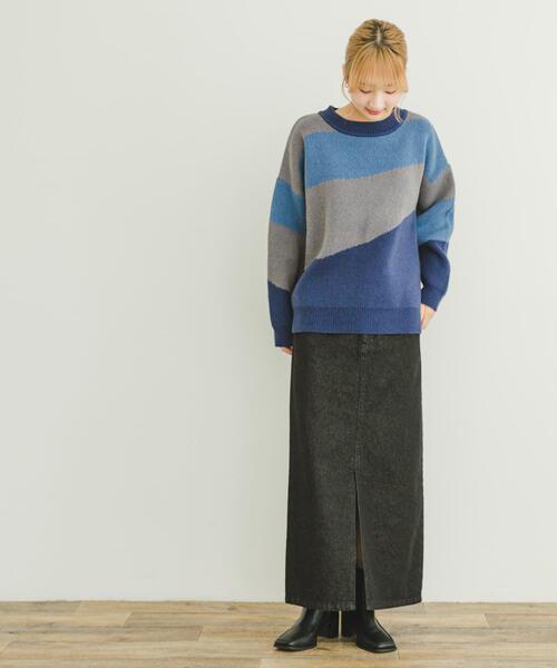 ITEMS URBANRESEARCH（アイテムズ アーバンリサーチ）の「総柄クルー