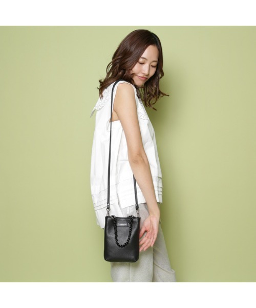 GIANNI CHIARINI（ジャンニ キアリーニ）の「カミッラ（ショルダー