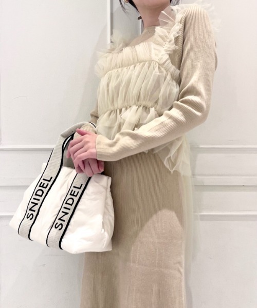 SNIDEL（スナイデル）の「フリルチュールキャミソール（シャツ