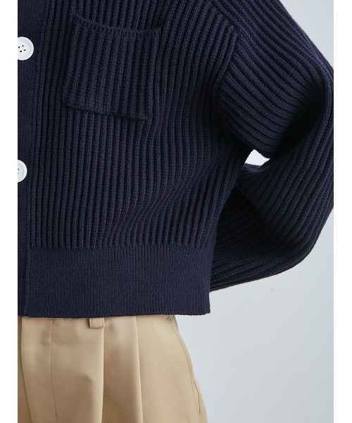 MIESROHE（ミースロエ）の「オーバルフォルムニットCD（カーディガン