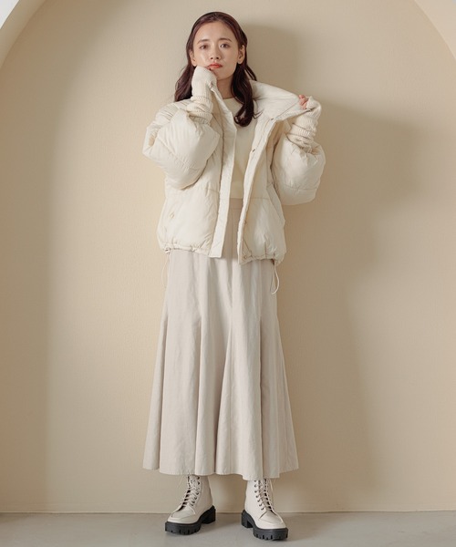 mysty woman（ミスティウーマン）の「ボリュームスリーブニットプル