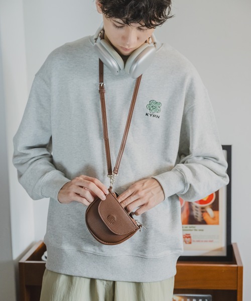 kaoyorinakami（カオヨリナカミ）の「leather like mini bag / レザー