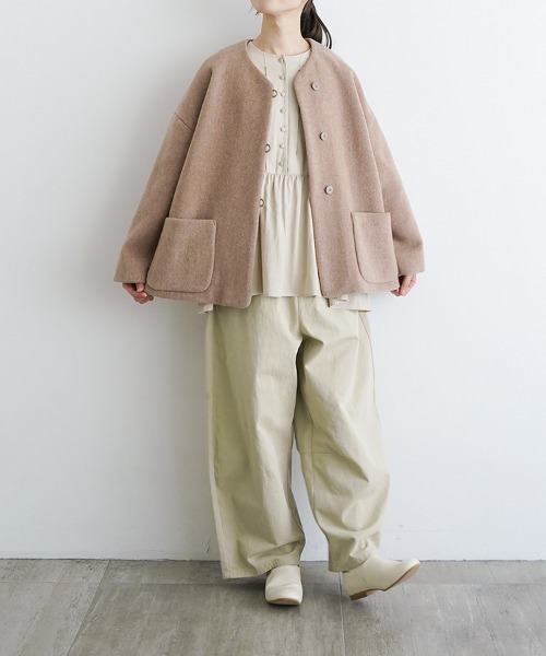 セール】オオカミとシロクマのヴィーカ（ノーカラージャケット