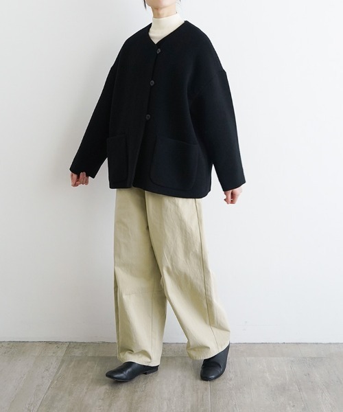 セール】オオカミとシロクマのヴィーカ（ノーカラージャケット