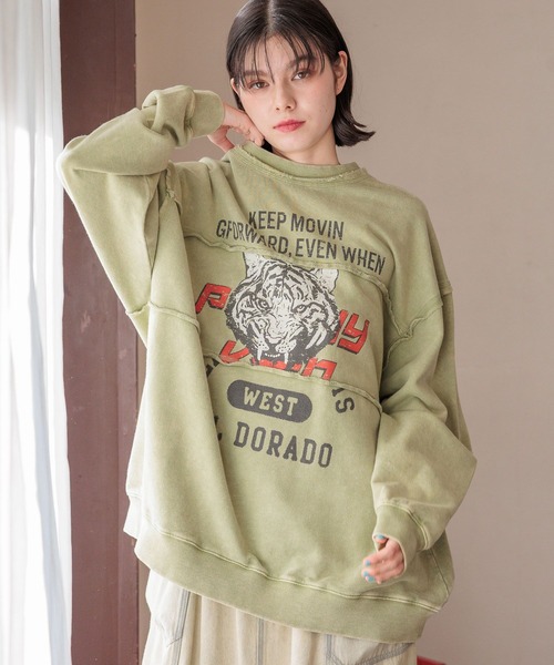 niko and（ニコアンド）の「パウダーブリーチロゴプルオーバー