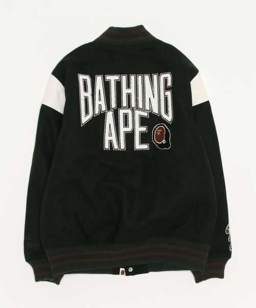A BATHING APE（アベイシングエイプ）の「SWITCH SHOULDER VARSITY