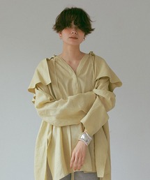 ETRE TOKYO（エトレトウキョウ）の「キャンディースリーブタックシャツ