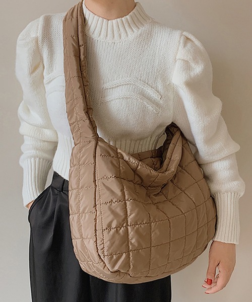 セール】レディース A4収納撥水加工キルティングショルダーバッグ