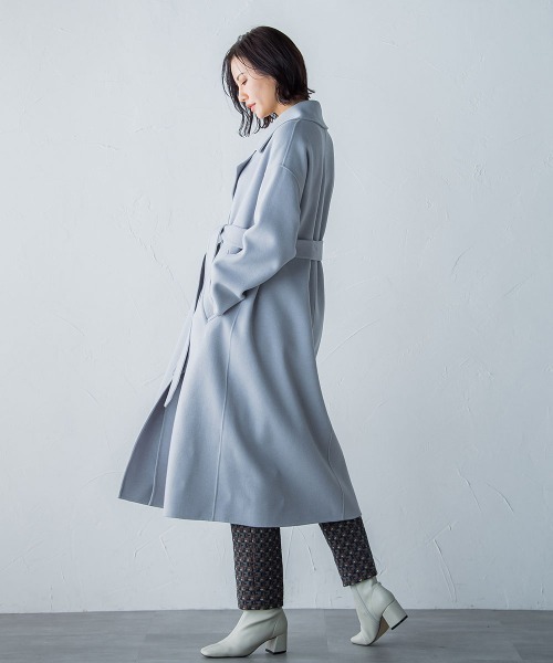 LAUTREAMONT（ロートレアモン）の「Super140ビッグカラーリバーコート