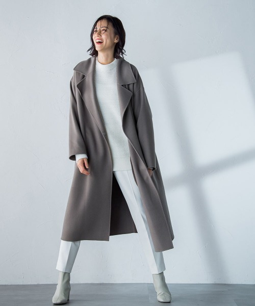 LAUTREAMONT（ロートレアモン）の「Super140ビッグカラーリバーコート