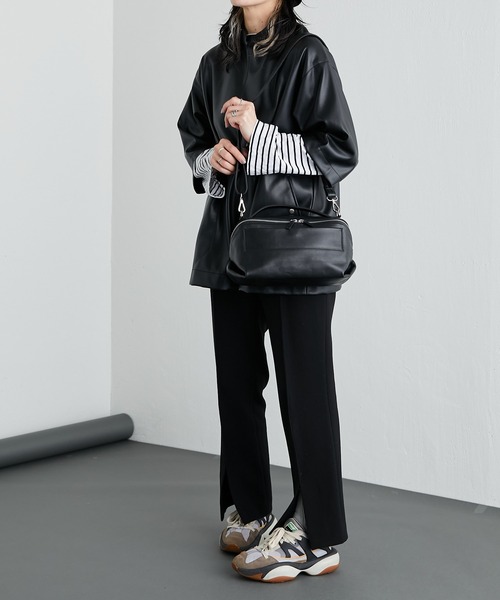 ear PAPILLONNER（イアパピヨネ）の「【牛革】レザーボックス