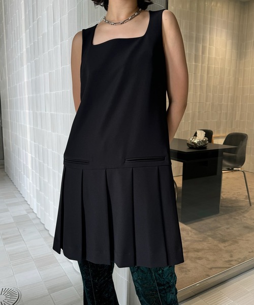 セール】SQUARE NECK LADY LIKE PLEATS TOP（その他トップス）｜Ameri