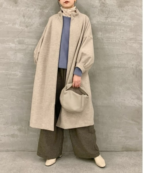 BEARDSLEY（ビアズリー）の「ウールライクジップボリュームコート：低