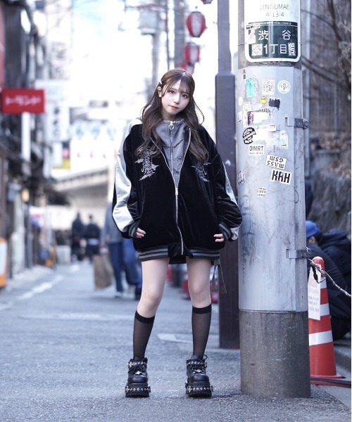 Dimmoire ディムモアール 刺繍ベロア スカジャン シルバー レフレム