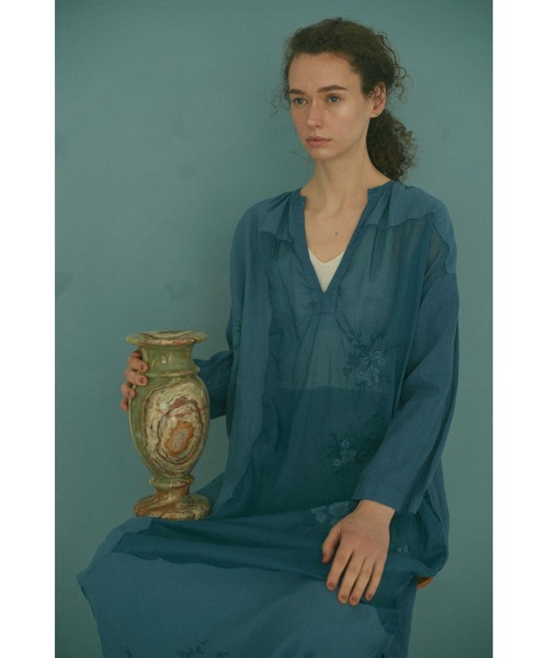 Heriter（エリテ）の「テーブルクロスカフタンドレス（ワンピース