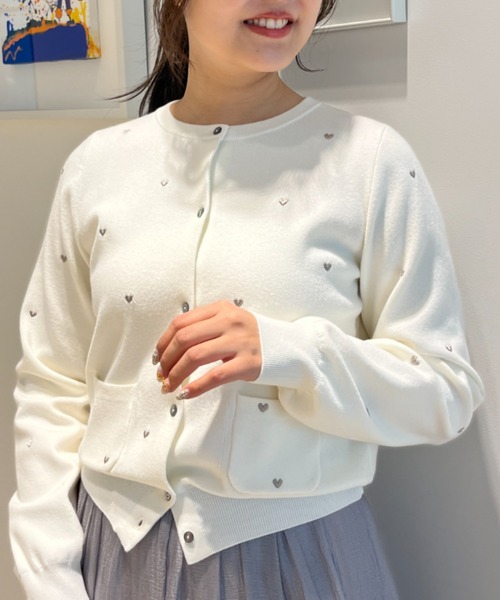 Apuweiser-riche（アプワイザーリッシェ）の「ハート刺繍カーデプル