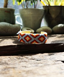 ナバホ族 インディアンジュエリー シルバーバングル」に該当する