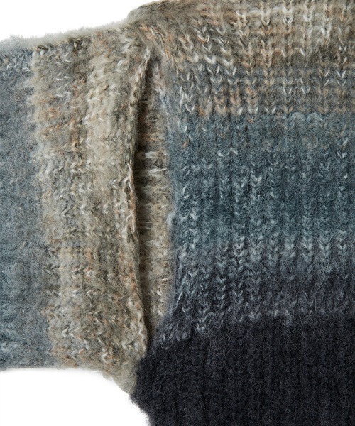 PERVERZE（パーバーズ）の「Gradient Stripe Wide Cardigan