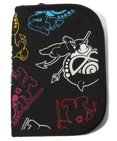 HYSTERIC MINI（ヒステリックミニ）の「DEVILKIN 総柄 マルチケース(S