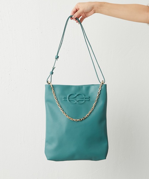 ear PAPILLONNER（イアパピヨネ）の「《牛革》エンボス2WAYショルダー