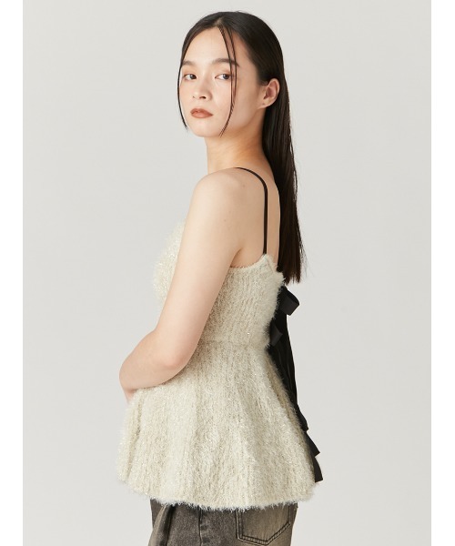 FRAY I.D（フレイアイディー）の「ラメフェザーニットペプラムキャミ