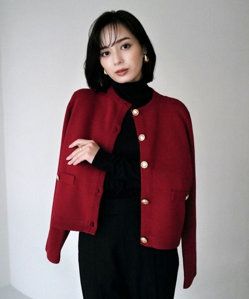 anuans（アニュアンス）の「【ZOZO限定】オリジナルボタンノーカラー