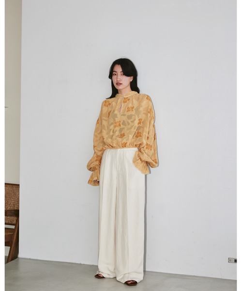 TODAYFUL（トゥデイフル）の「カットジャガードギャザーブラウス