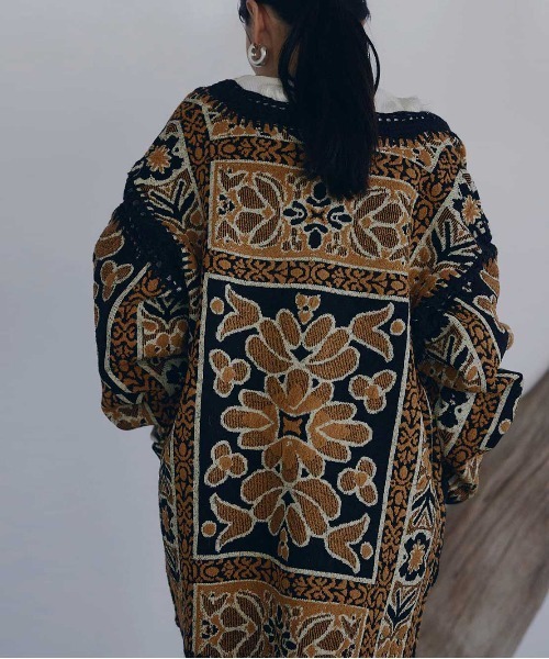 Ameri（アメリ）の「RUG PATTERN KNIT JACKET（ノーカラージャケット