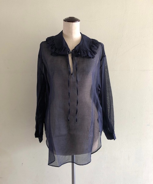 Heriter（エリテ）の「オーガンジーフリルカラーブラウス（シャツ