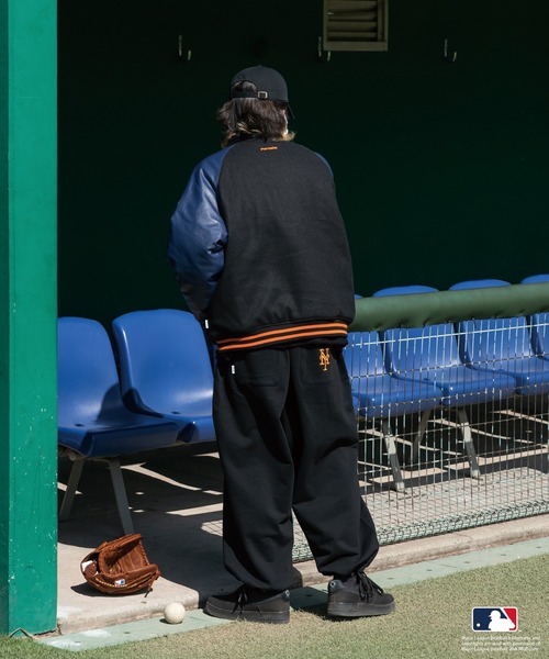 Perushu（ペルーシュ）の「Perushu × MLB コラボスタジャン