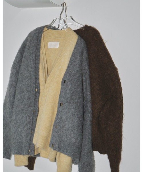 TODAYFUL（トゥデイフル）の「ブラッシュドVネックカーディガン