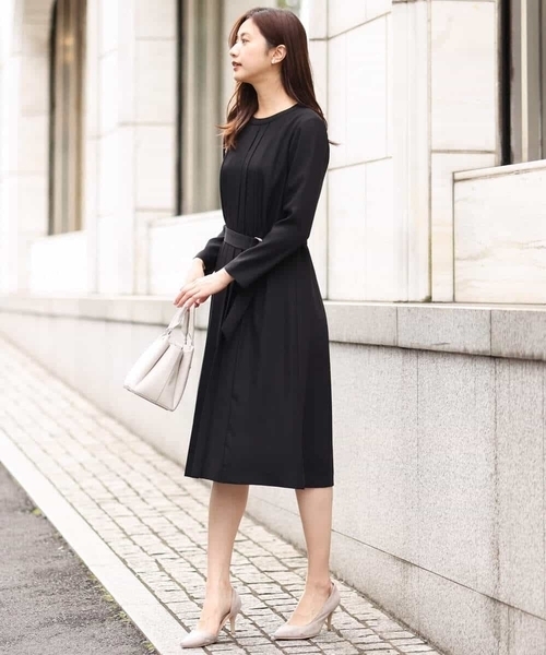 MK MICHEL KLEIN（エムケーミッシェルクラン）の「サテンジョーゼット