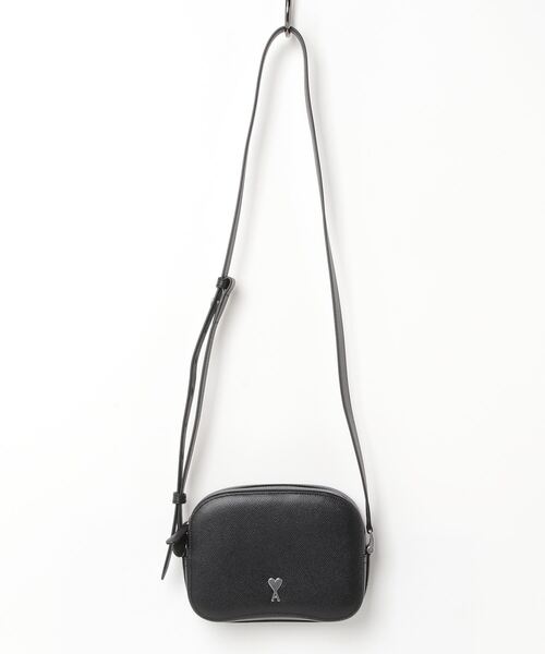 AMI Alexandre Mattiussi（アミアレクサンドルマテュッシ）の「AMI