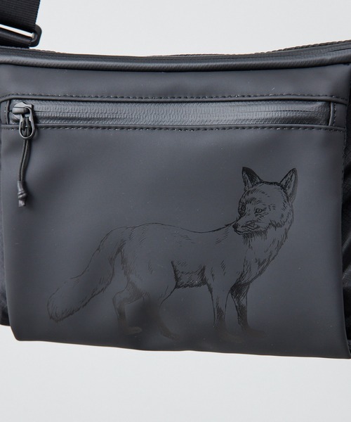 ear PAPILLONNER（イアパピヨネ）の「《撥水》フォックス柄ショルダー