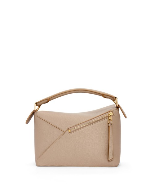 LOEWE（ロエベ）の「パズルエッジ バッグ スモール（ソフトグレイン