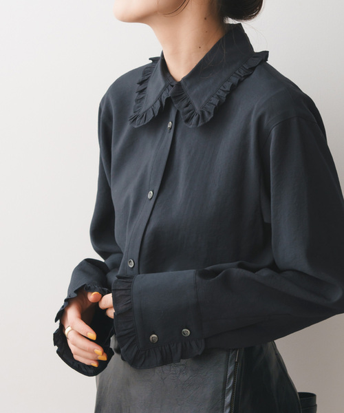 Spick & Span（スピックアンドスパン）の「フリルカラーブラウス