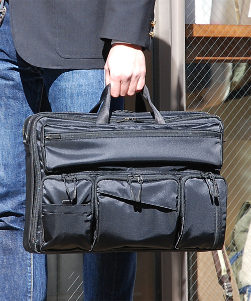 WHITE MOUNTAINEERING（ホワイトマウンテニアリング）の「White