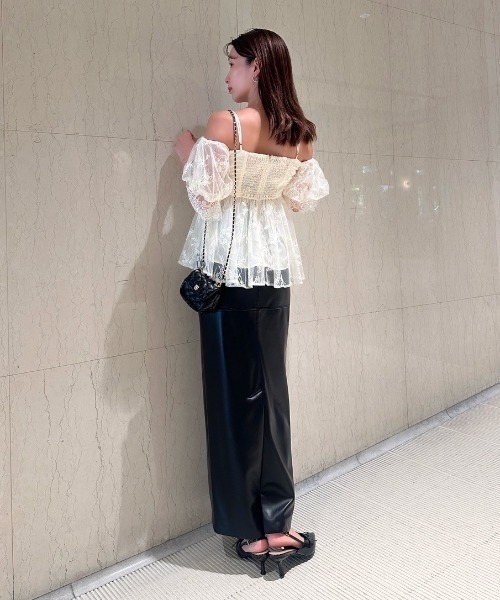 セール】バリエオフショルレースチュニック（シャツ/ブラウス