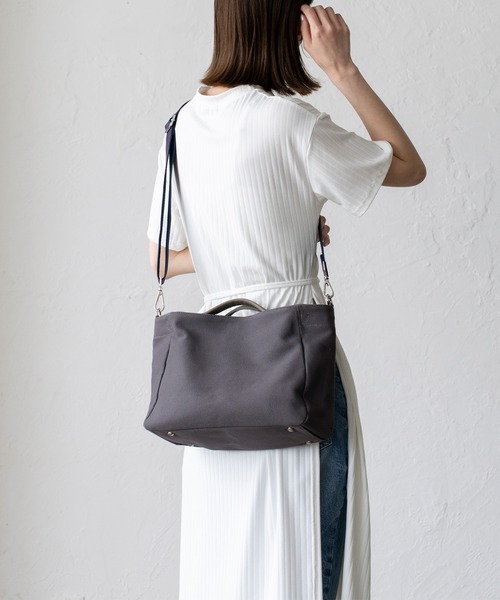 VitaFelice（ヴィータフェリーチェ）の「本革ハンドル2WAYトートバッグ