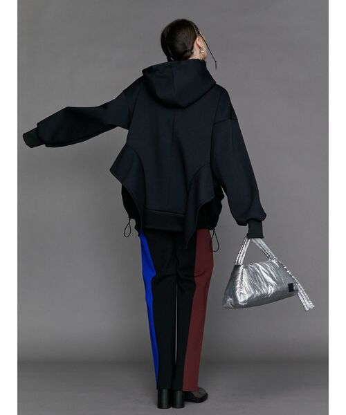 UN3D.（アンスリード）の「SIDE PARTS DETAIL HOODIE / サイドパーツ