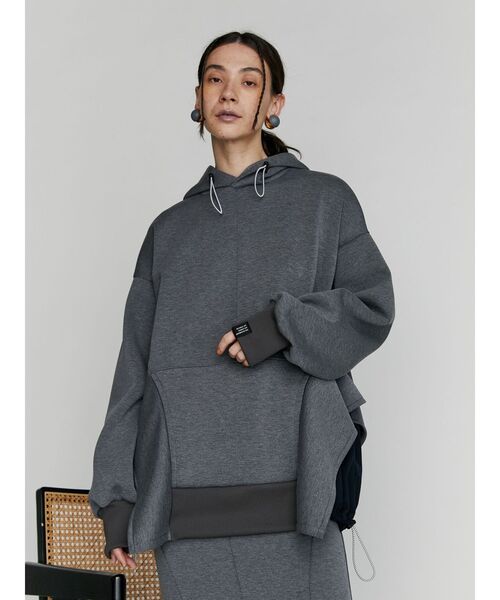 UN3D.（アンスリード）の「SIDE PARTS DETAIL HOODIE / サイドパーツ