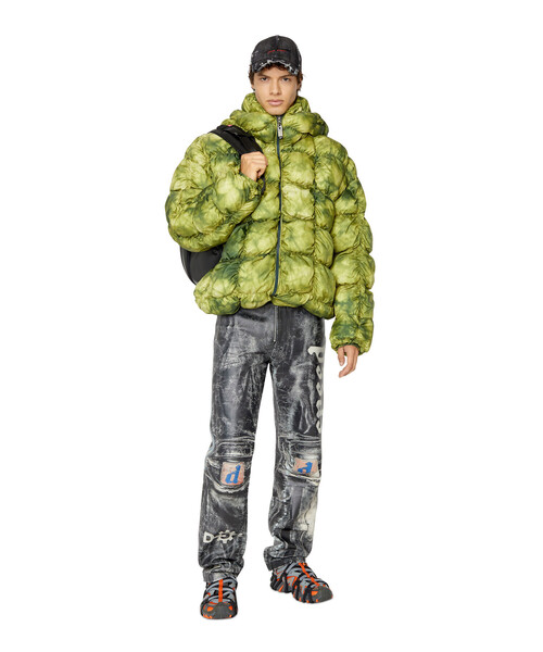 DIESEL（ディーゼル）の「メンズ ウィンタージャケット タイダイ柄