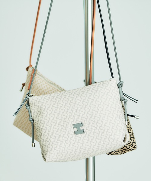 IACUCCI（イアクッチ）の「モノグランマ SD JACQUARD/RUGA（ショルダー