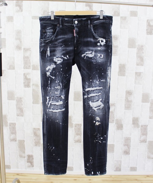 DSQUARED2（ディースクエアード）の「ラインストーン ペイントダメージ