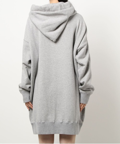 Vivienne Westwood（ヴィヴィアンウエストウッド）の「ORB刺繍