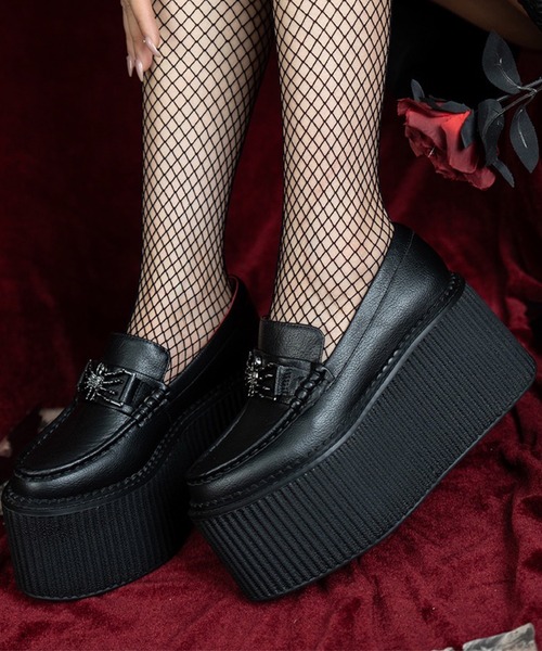 スパイダーモチーフ 厚底ローファー Charla Tedrick│Jeffrey Campbell