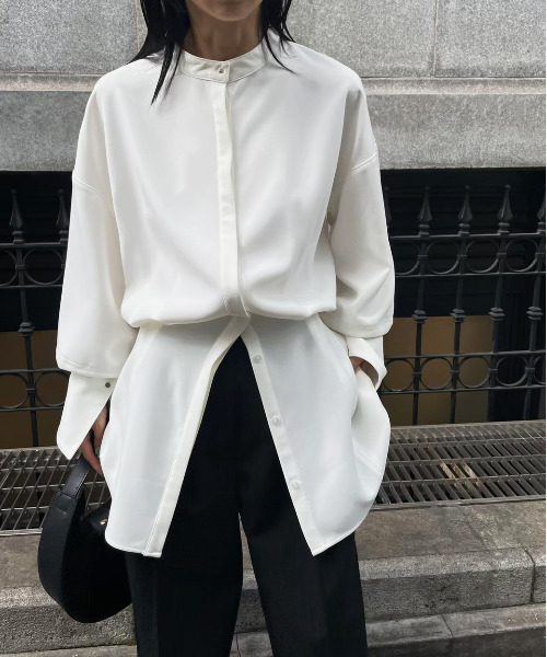 Ameri（アメリ）の「UND WAIST BLOUSING BLOUSE（シャツ/ブラウス