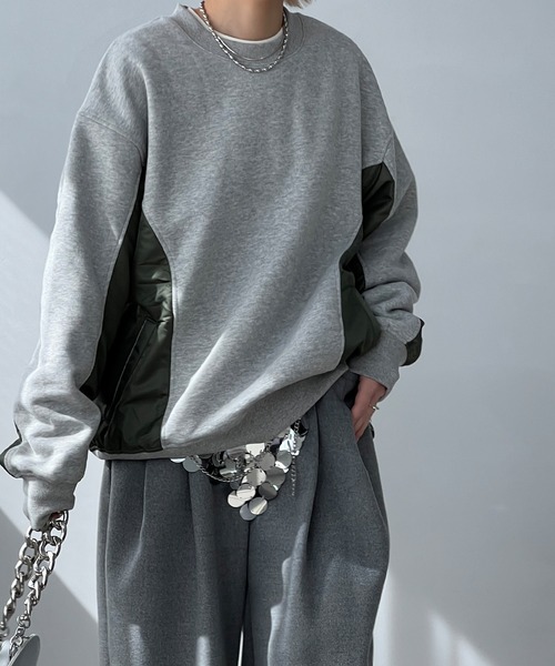 chuclla（チュクラ）の「異素材パネルデザイン 2トーン プルオーバー
