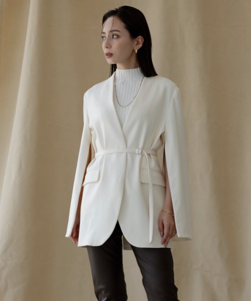 anuans（アニュアンス）の「ミドルレングススリットスリーブジャケット