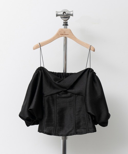 PRANK PROJECT（プランクプロジェクト）の「オフショルダートップス
